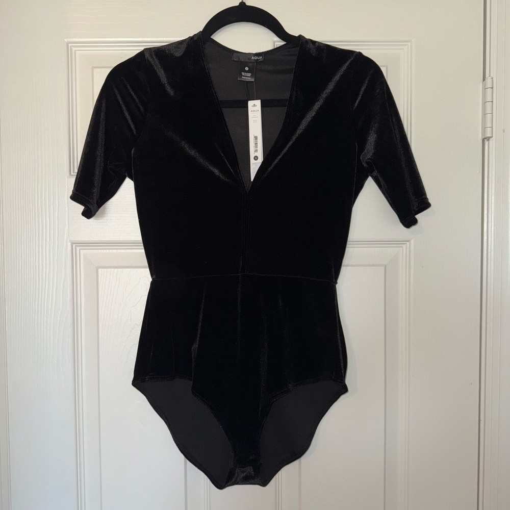 Aqua Women’s Velvet V-Neck Black Bodysuit